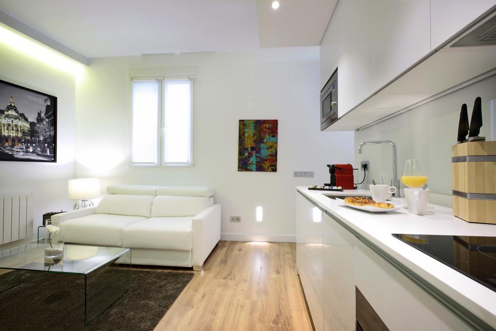 Latina Palace Madrid Exterior photo